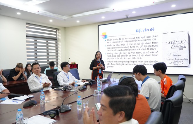 Số hóa tư liệu chiến tranh để tiếp sức "Chiến dịch 500 ngày đêm"- Ảnh 1. Số hóa tư liệu chiến tranh để tiếp sức "Chiến dịch 500 ngày đêm"- Ảnh 1.