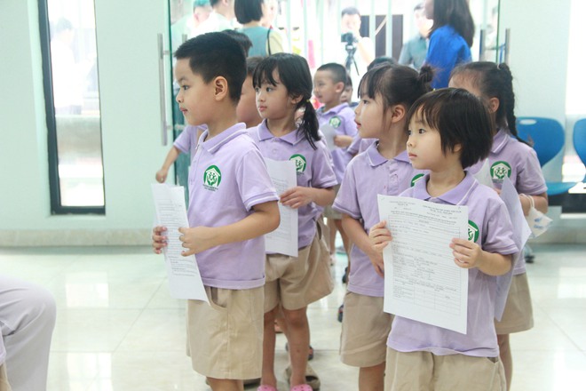 Hà Nội ngày đầu tiên khám sức khỏe miễn phí toàn dân- Ảnh 4.