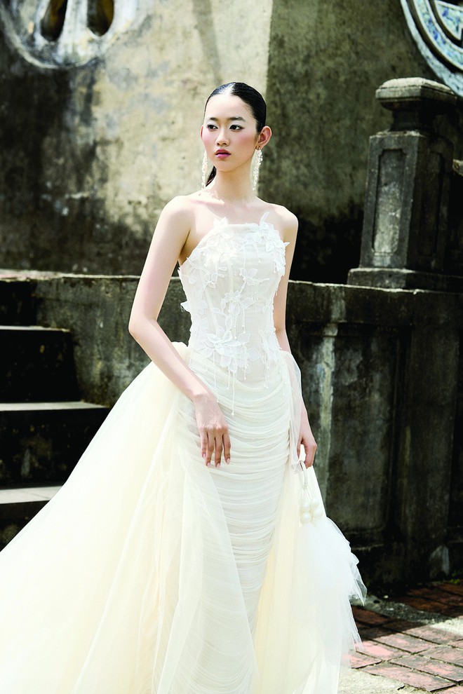 Váy cưới mang vẻ đẹp vượt thời gian- Ảnh 4.