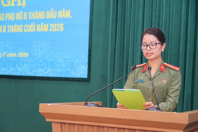 Nhiều hoạt động nổi bật, có ý nghĩa chính trị, xã hội sâu sắc trong phụ nữ Công an nhân dân - Ảnh 7.