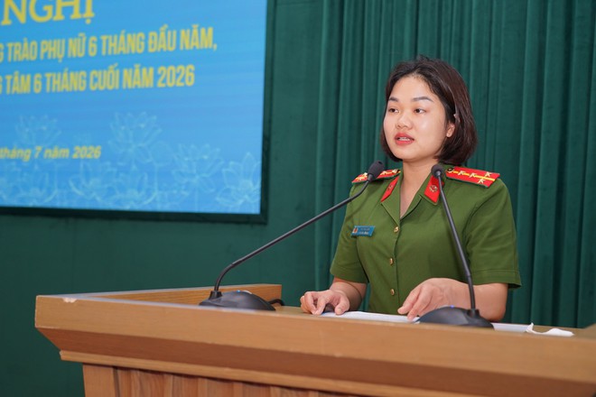 Nhiều hoạt động nổi bật, có ý nghĩa chính trị, xã hội sâu sắc trong phụ nữ Công an nhân dân - Ảnh 6.