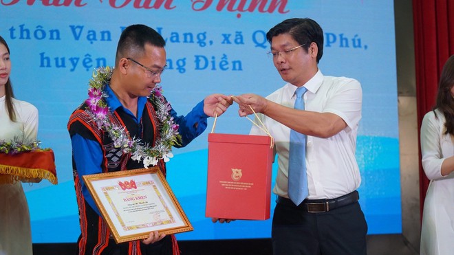 Thầy "Thơm An" hơn 10 năm gieo yêu thương giữa đại ngàn- Ảnh 2.