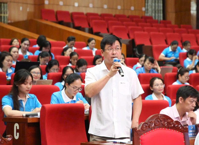 Lãnh đạo tỉnh Bắc Ninh đối thoại với hơn 300 cán bộ, hội viên phụ nữ - Ảnh 2.