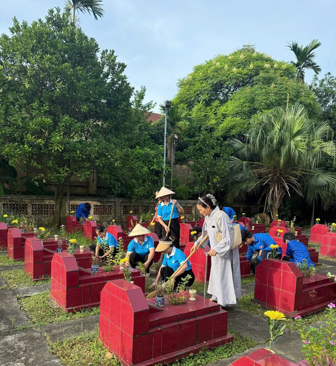 Phụ nữ Bắc Ninh nấu "Bữa cơm nghĩa tình" bằng lòng biết ơn  - Ảnh 2.