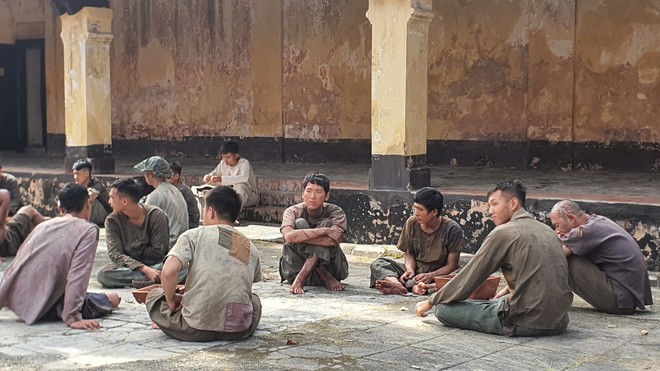 Lê Như Nguyên Thành: Giảm gần 10kg, mang cùm hàng chục kg để tái hiện "địa ngục trần gian" ở Côn Đảo - Ảnh 1.