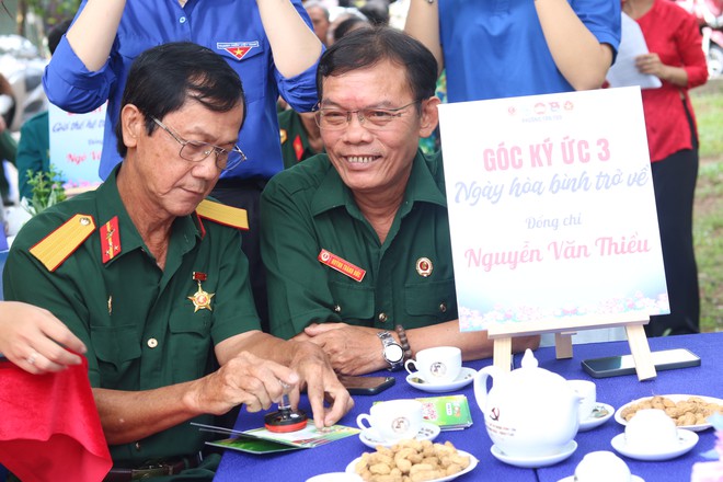 TPHCM: Xúc động chương trình giao lưu “Ký ức trao truyền” nhân ngày 27/7 - Ảnh 5.