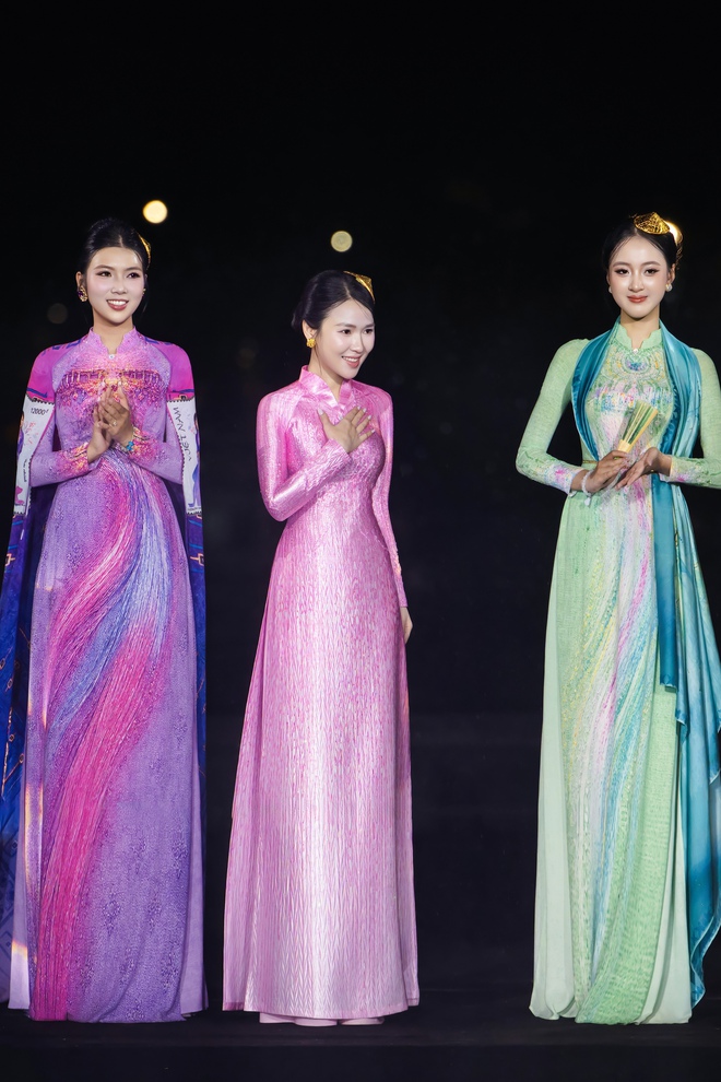 Kể chuyện TPHCM qua tà áo dài tại Cố đô Huế- Ảnh 3.
