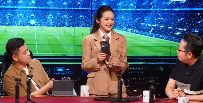 Gameshow hé lộ "góc khuất" của nghề bình luận thể thao- Ảnh 2.