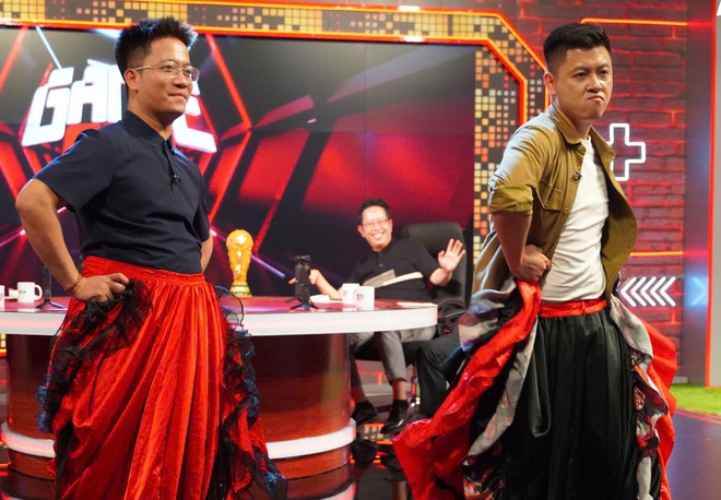 Gameshow hé lộ "góc khuất" của nghề bình luận thể thao- Ảnh 1.
