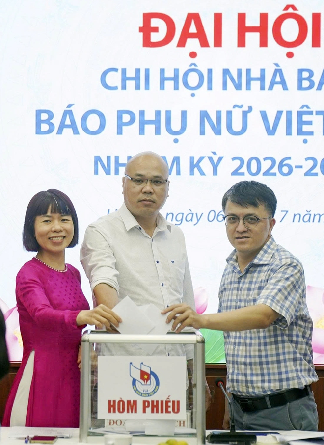 Đại hội Chi hội Nhà báo Báo Phụ nữ Việt Nam: Đoàn kết, kỷ cương, đổi mới, sáng tạo và phát triển bền vững- Ảnh 16.