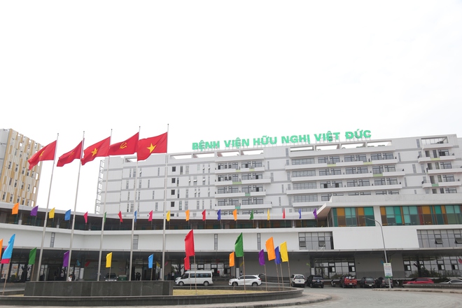 Bộ trưởng Y tế kiểm tra công tác chuẩn bị tại Bệnh viện Hữu nghị Việt Đức cơ sở Ninh Bình- Ảnh 3.