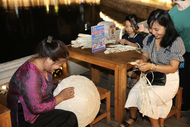 Hà Nội: Nhiều sản phẩm văn hóa sáng tạo, nâng cao trải nghiệm cho du khách- Ảnh 3.