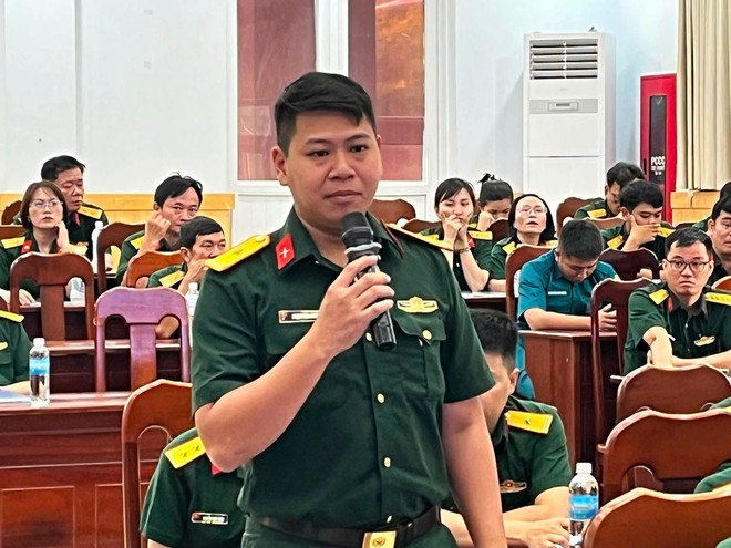 Khánh Hòa: Truyền thông phòng, chống tác hại của thuốc lá đến cán bộ, chiến sĩ- Ảnh 2.