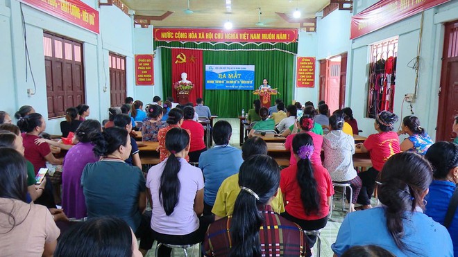 Phụ nữ miền núi tháo gỡ điểm nghẽn, đưa phiên chợ quê lên không gian số- Ảnh 3.