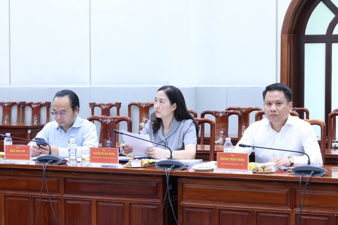 Họp hội đồng sơ khảo Giải Báo chí “Vì sự nghiệp Đại đoàn kết toàn dân tộc” lần thứ XVII - Ảnh 3.