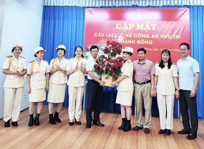 Nghĩa hưu rồi, nghĩa tình đồng đội vẫn còn nguyên - Ảnh 5.