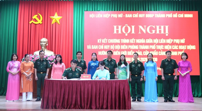 Hội LHPN TPHCM kết nghĩa với Bộ đội Biên phòng Thành phố- Ảnh 5.