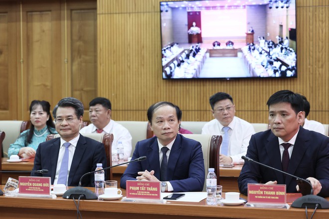 Đưa công tác dân vận về "ngôi nhà chung" của khối đại đoàn kết toàn dân tộc - Ảnh 7.