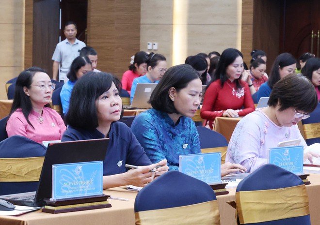 Bế mạc Hội nghị lần thứ hai Ban Chấp hành TƯ Hội LHPN Việt Nam khóa XIV - Ảnh 2.