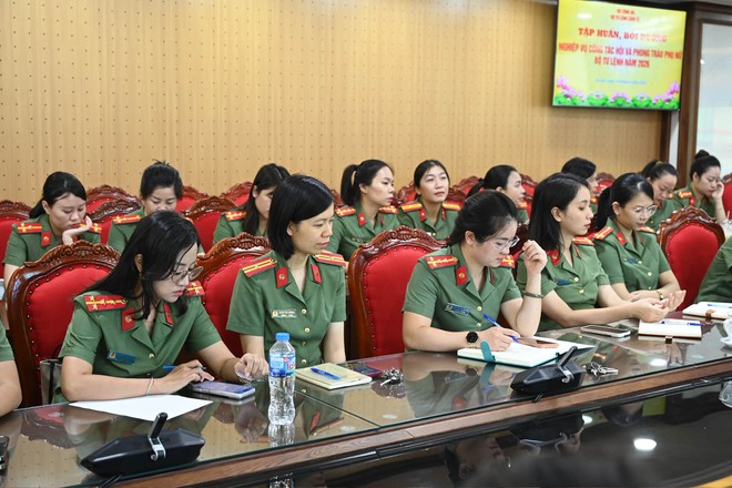 Bộ tư lệnh Cảnh vệ tập huấn, bồi dưỡng nghiệp vụ công tác Hội và phong trào phụ nữ  - Ảnh 3.