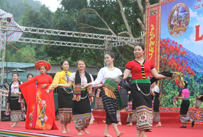 Về Châu Lộc tham gia Lễ hội Xỏ Nặm Phạ, nghe tiếng cầu mưa giữa đại ngàn- Ảnh 17.