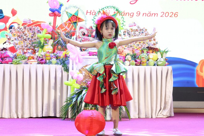 TƯ Hội LHPN Việt Nam vui đón Tết Trung thu 2026 và tuyên dương khen thưởng đầu năm học mới- Ảnh 7.