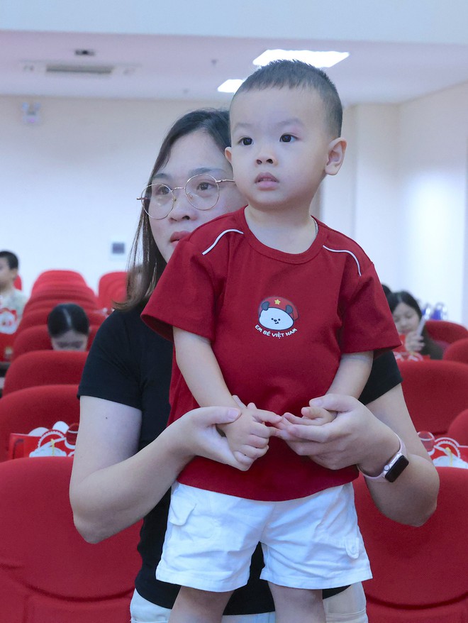 TƯ Hội LHPN Việt Nam vui đón Tết Trung thu 2026 và tuyên dương khen thưởng đầu năm học mới- Ảnh 14.