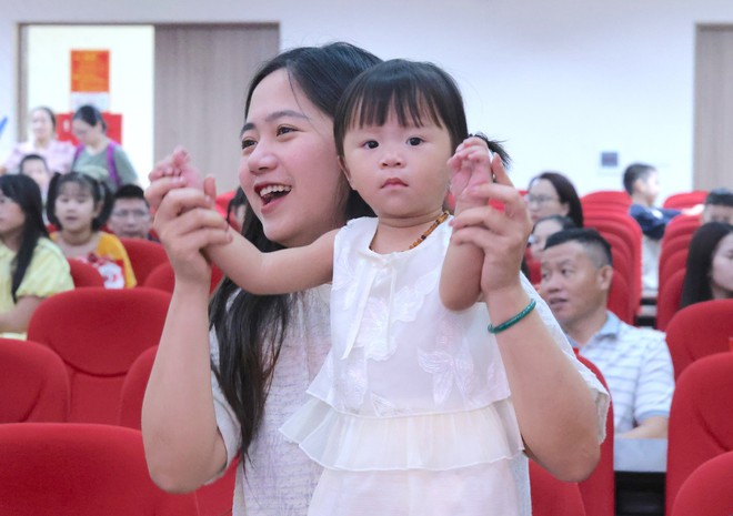 TƯ Hội LHPN Việt Nam vui đón Tết Trung thu 2026 và tuyên dương khen thưởng đầu năm học mới- Ảnh 13.