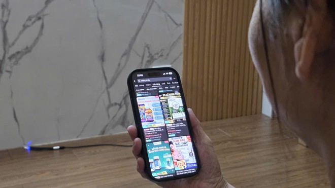 Bác sĩ trên livestream, thuốc giao tận nhà: Cẩn trọng với lời hứa chữa khỏi bệnh - Ảnh 2.