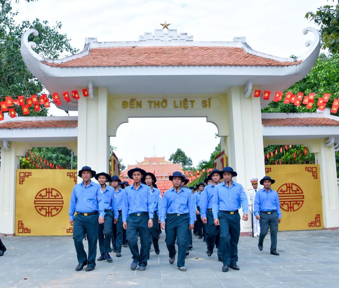 Đồng Tháp: Tiễn Đội K91 lên đường tìm kiếm, quy tập hài cốt liệt sĩ tại Campuchia - Ảnh 3.