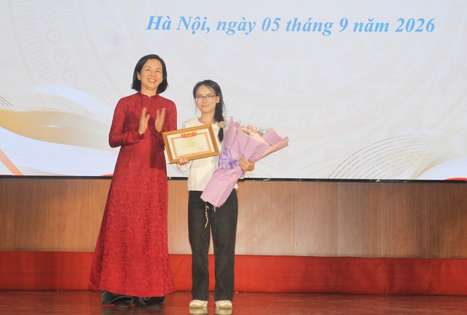 Học viện Phụ nữ Việt Nam khai giảng năm học mới, chào đón hơn 2.500 tân sinh viên- Ảnh 7.