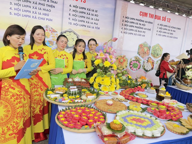 Hơn 70 thí sinh tranh tài tại Hội thi “Mâm bánh dâng Vua” tỉnh Gia Lai - Ảnh 5.
