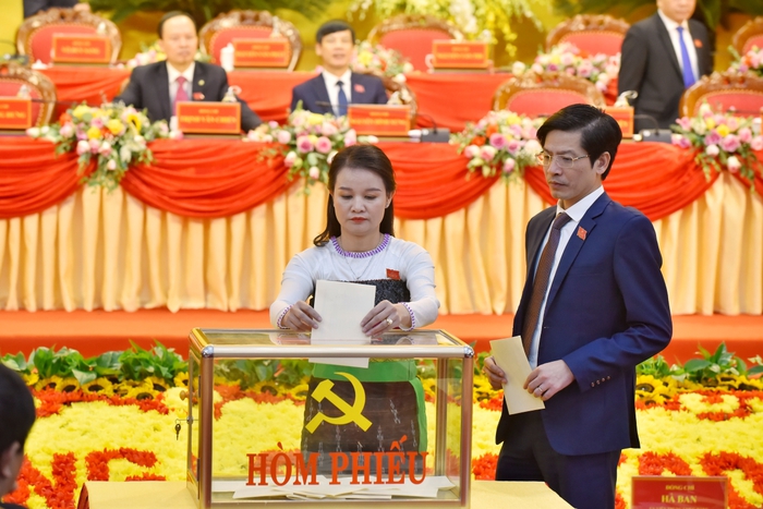 Tỷ lệ nữ cán bộ tham gia Ban Chấp hành Đảng bộ tỉnh Thanh Hóa khóa XIX chiếm 10,76% - Ảnh 2.