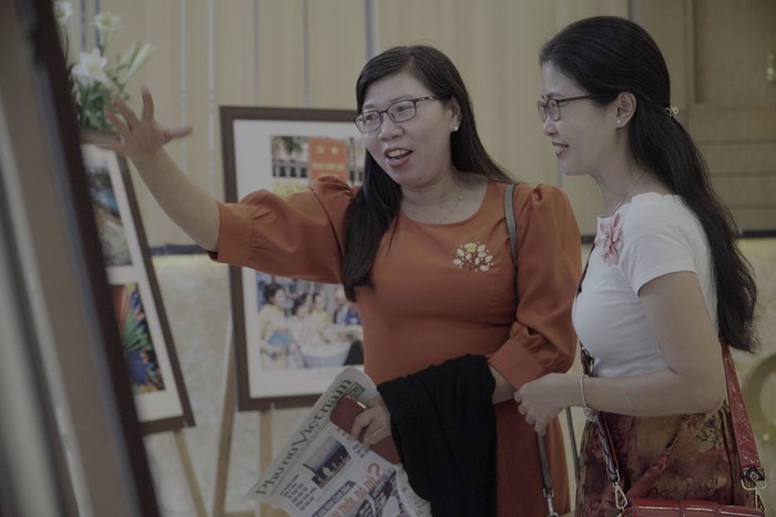 Phụ nữ Việt Nam tự tin, năng động qua những tác phẩm ảnh báo chí tiêu biểu  - Ảnh 24.