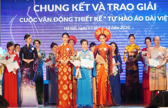 BST &quot;Hoàng thành Thăng Long&quot; đoạt giải Nhất Cuộc vận động thiết kế “Tự hào Áo dài Việt” - Ảnh 6.