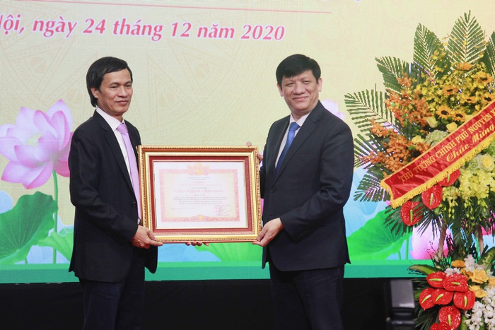 Nhiều tập thể, cá nhân của BV Việt Đức được trao tặng danh hiệu cấp Nhà nước - Ảnh 2.