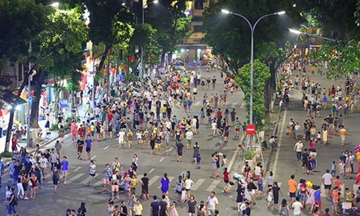 Từ 25/12: Hà Nội mở thêm 8 tuyến phố đi bộ - Ảnh 1.