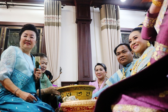 Độc đáo phong tục cưới xin của người Lào, cô dâu chú rể động phòng ở nhà gái - Ảnh 17.