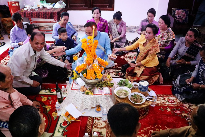 Độc đáo phong tục cưới xin của người Lào, cô dâu chú rể động phòng ở nhà gái - Ảnh 3.