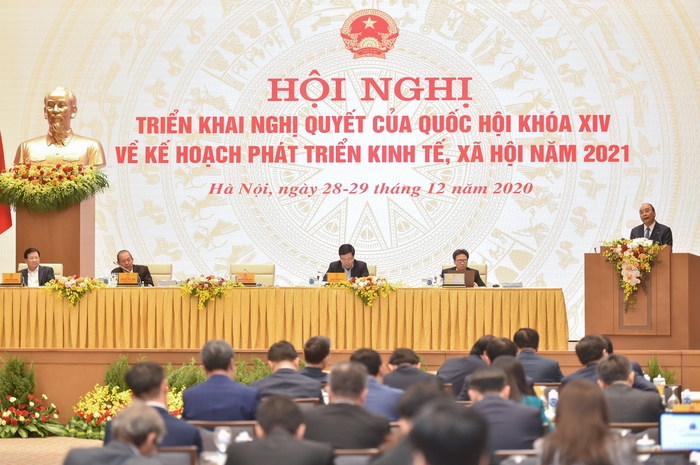 Thủ tướng: Ngày từ đầu năm 2021, phải bắt tay vào việc ngay, phải lăn xả vào công việc - Ảnh 2.