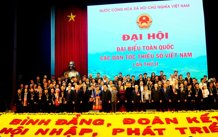 Thủ tướng Nguyễn Xuân Phúc: “Đoàn kết dân tộc và nâng cao thực chất đời sống của đồng bào” - Ảnh 3.