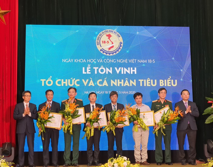 Trao Giải thưởng Tạ Quang Bửu 2020 cho ba nhà khoa học - Ảnh 2.