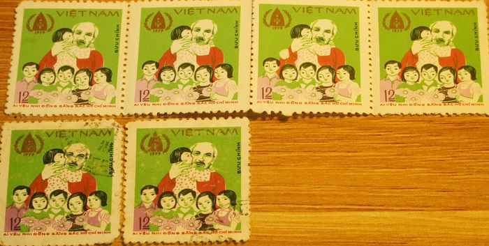 Lạ kỳ về những chiếc tem thư nhỏ lại biết kể chuyện Bác Hồ - Ảnh 6.