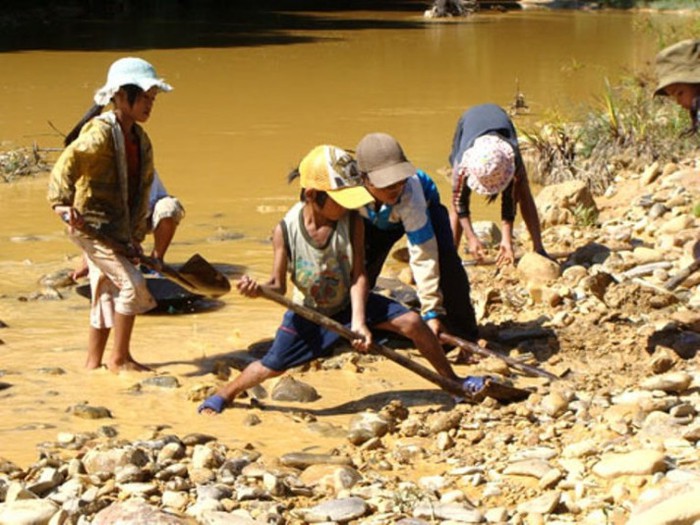 Việt Nam tham gia chiến dịch toàn cầu đối phó với nguy cơ lao động trẻ em tăng cao do COVID-19 - Ảnh 1.
