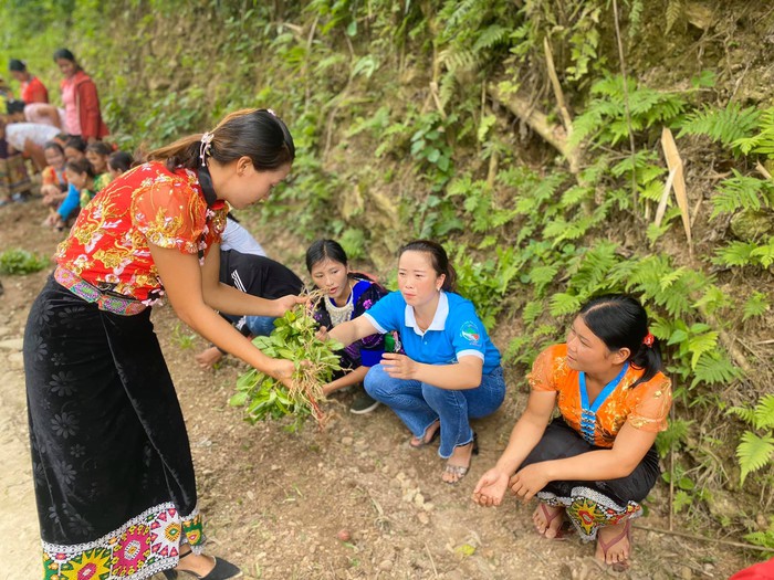 Hội LHPN Tương Dương (Nghệ An) ra mắt mô hình “Điểm sáng vùng biên” - Ảnh 6.