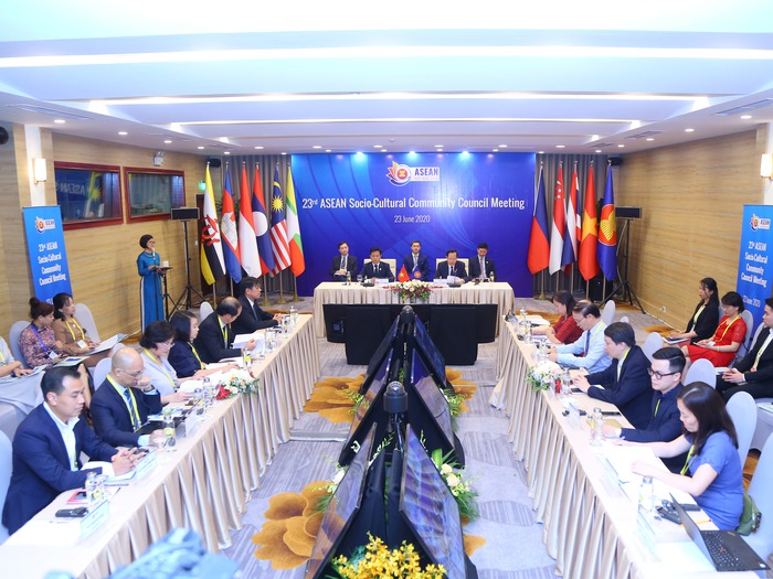 Nỗ lực ứng phó chung của khu vực ASEAN với COVID-19 - Ảnh 1.