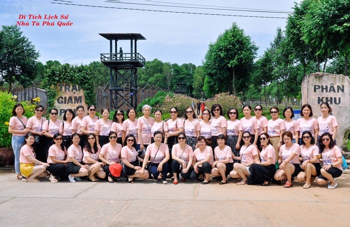 Hội LHPN tỉnh Bắc Ninh: Tổ chức cuộc gặp gỡ nghĩa tình giữa các thế hê cán bộ Hội - Ảnh 1.