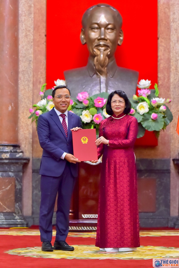 Trao quyết định bổ nhiệm Đại sứ Việt Nam tại nước ngoài nhiệm kỳ 2020-2023 lần thứ nhất - Ảnh 6.