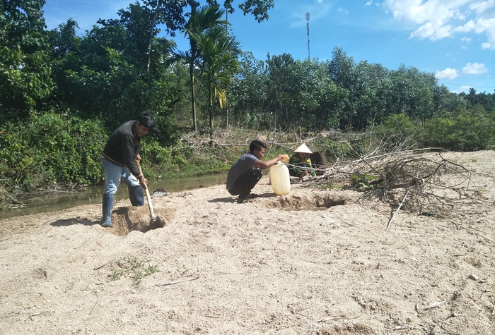 Hàng nghìn hộ dân miền núi Vân Canh vẫn “khát” bên các công trình nước sinh hoạt - Ảnh 3.