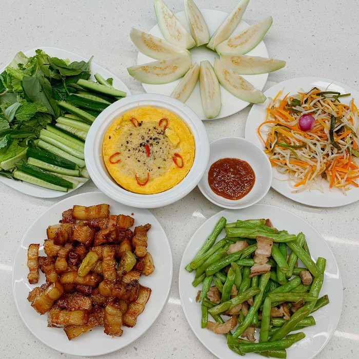 Cô gái Huế làm dâu Sài Gòn nấu món nào cũng ngon, khoe các món kho xào ăn &quot;thủng nồi&quot; - Ảnh 10.